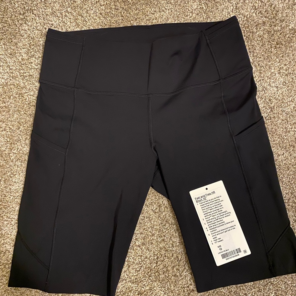 NWT•Fast and Free HR Short 10”• Black• BRAND NEW